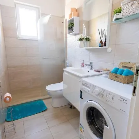 Beauty Downtown - Center